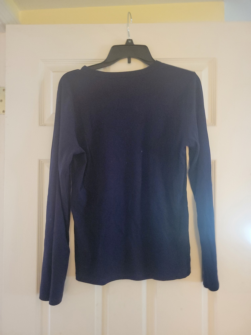 GAP Women's Navy Crewneck Jersey - Solid Long Sleeve - Picture 2 of 3